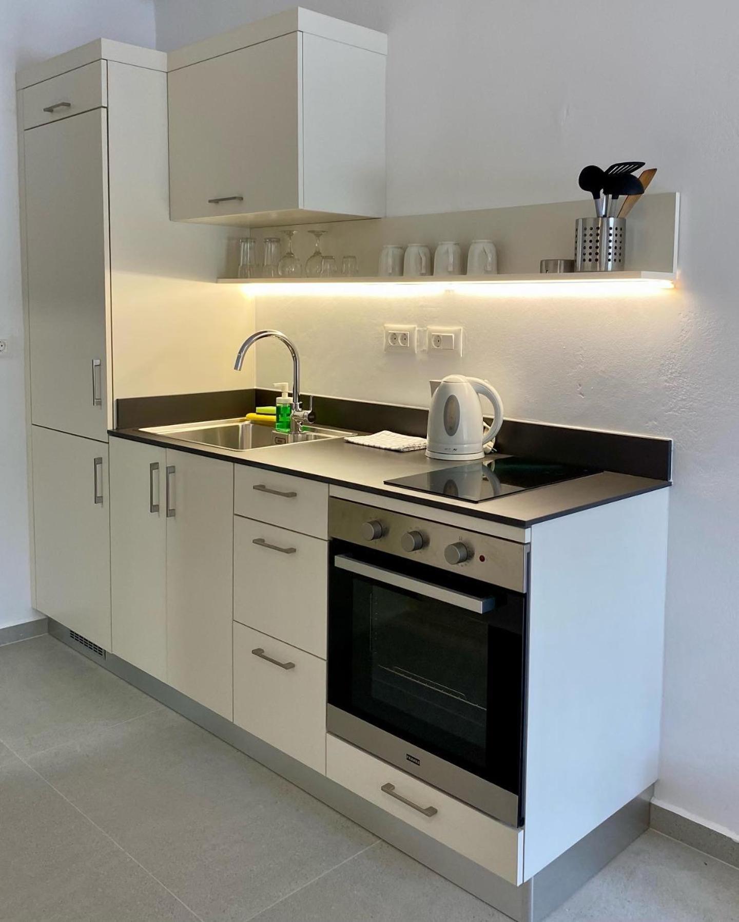 Sunset Rooms & Apartments 팔라사르나 외부 사진